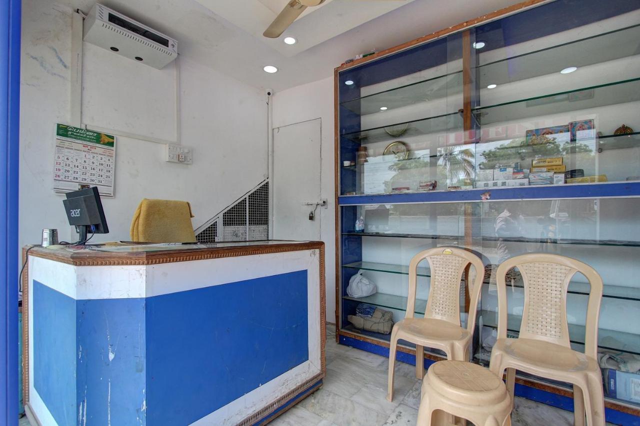 Oyo 38664 Rt Residency Hotel Golden Rock Exterior foto